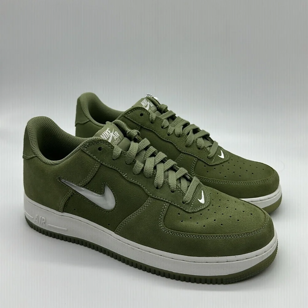 Nike Air Force 1 Low Retro Men's DV0785-300 Oil Green/Summit NWOB and Defects - Picture 2 of 5